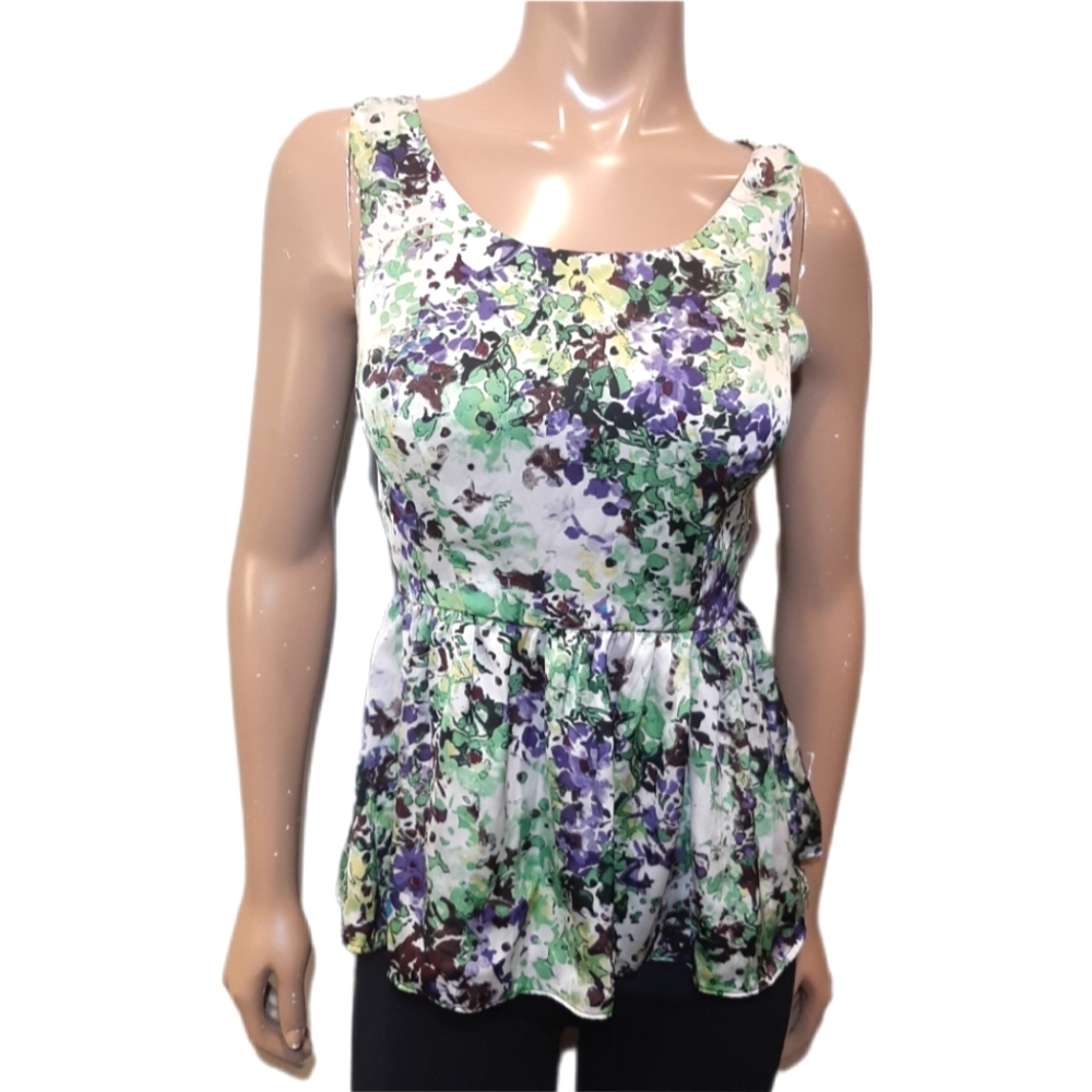 Dylan & Rose Sleeveless Floral Peplum Top Green Silky Cut Out Blouse Size Small